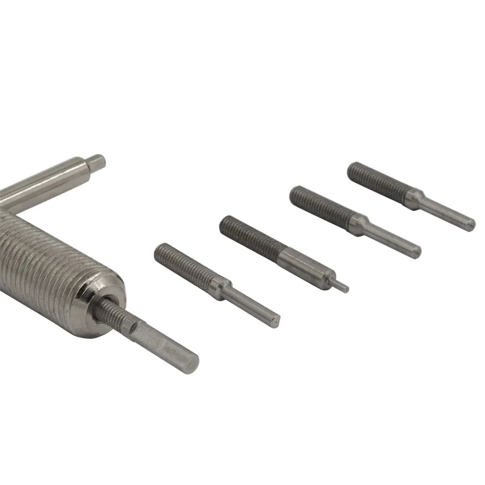 Инструмент для вытягивания моторной шестерни автомобиля универсальный