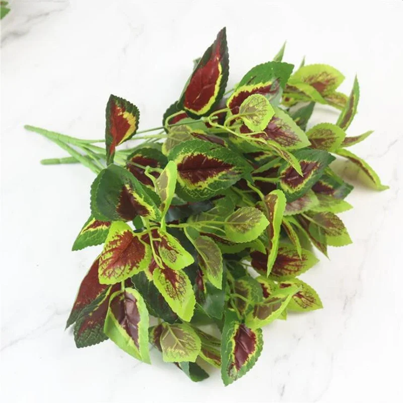 Искусственные цветы в горшке 1 шт