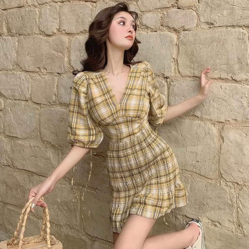 

2022 Summer French women's V-neck Plaid Dress