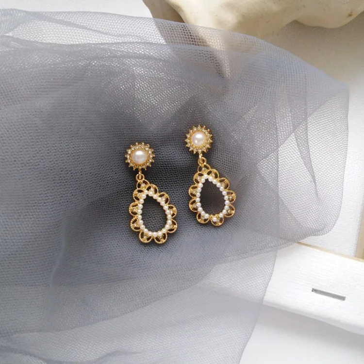 

Baroque Elegant Cubic Zircon Clip on Earrings No Pierced Vintage Simulated-pearls No Hole Earring Luxury Jewerly
