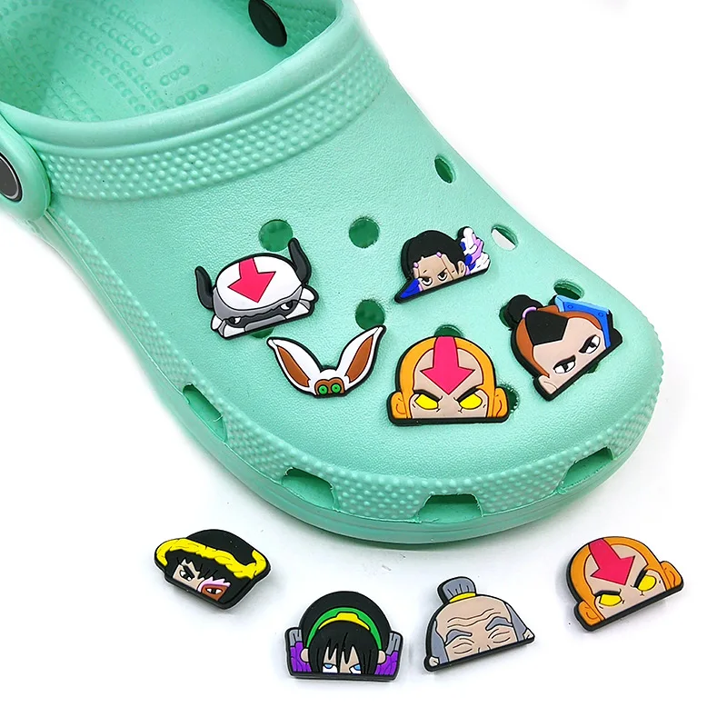 1 шт. аниме Персонажи ПВХ обуви шармы для Croc Aang GON FREECSS оригинальные аксессуары