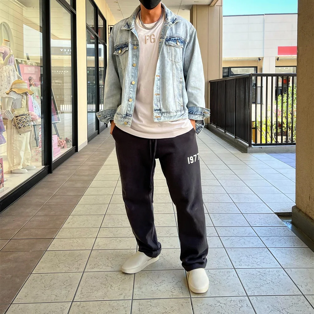 

New Fashion Streetwear Superior Quality 1977 Letter Flocking Plush Fleece Long Pants Sweatpants trousers for men