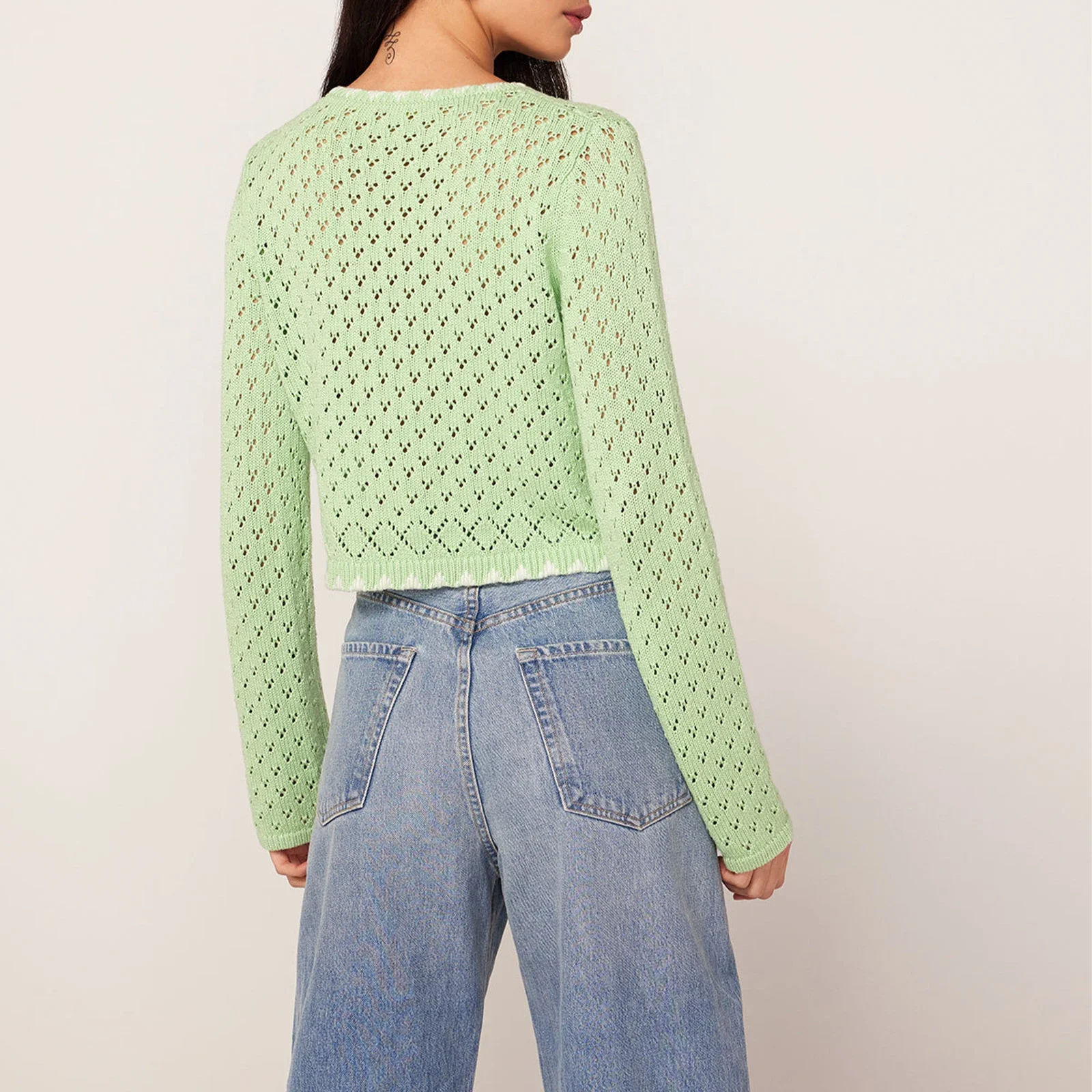 Женский осенний свитер кардиган с длинным рукавом и круглым вырезом на пуговицах