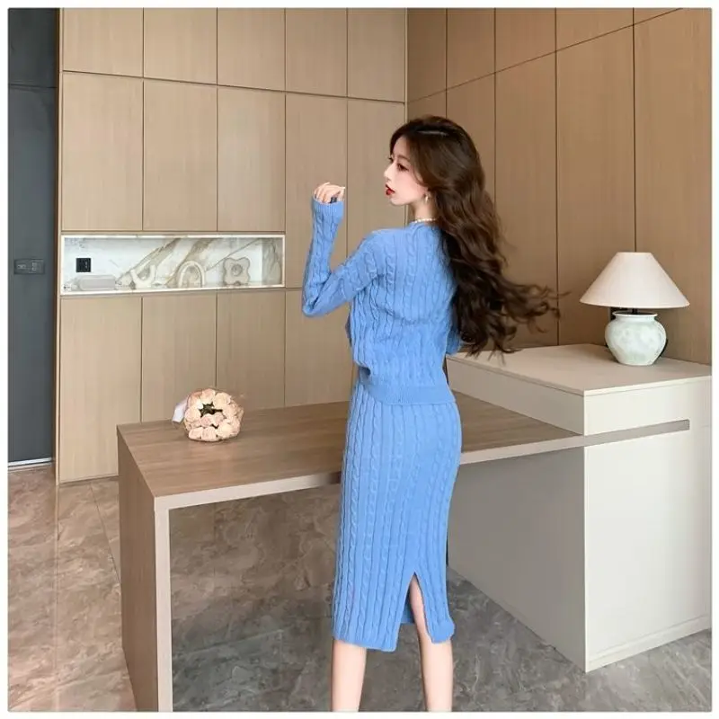 Рисунок 3 - Женский трикотажный кардиган с