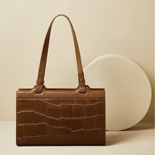 Womens Shoulder Bag Crocodile Pattern Head Leather Armpit Bag Original Luxury Brand Designer Handbag Leisure Fashion Tote Bag