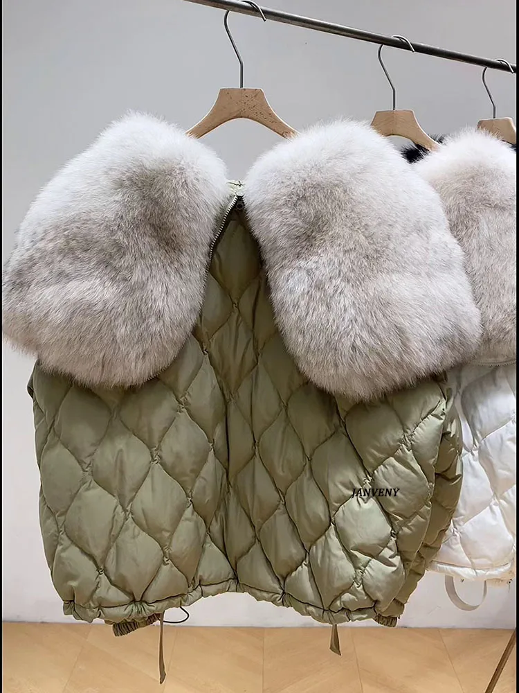 

Winter Luxury Fox Fur Collar Pie To Overcome Fur 90% Duck Down Jacket Women Checkered Craft Loose Warmth Puffer Down Coat