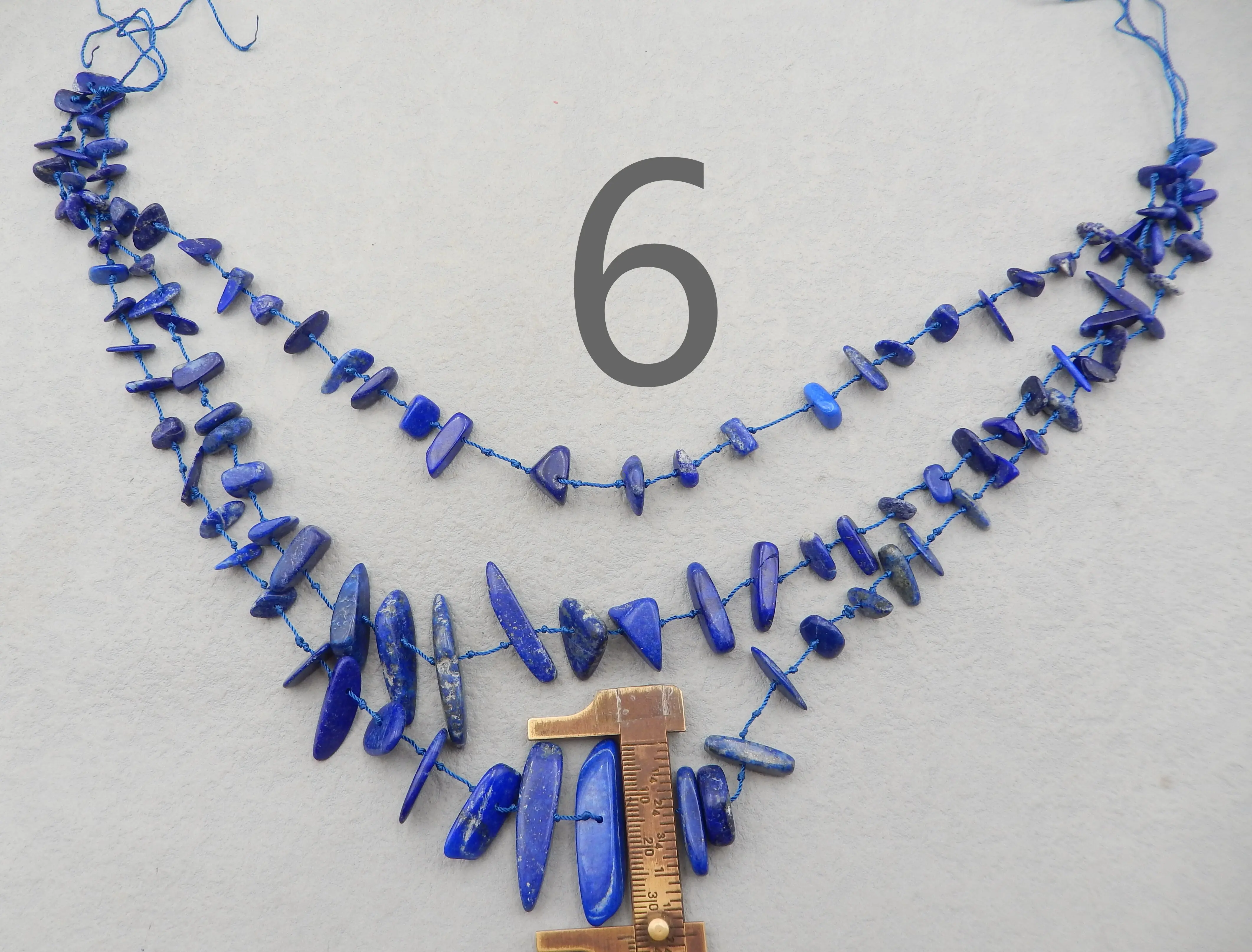 

4 ожерелья с лазуритом