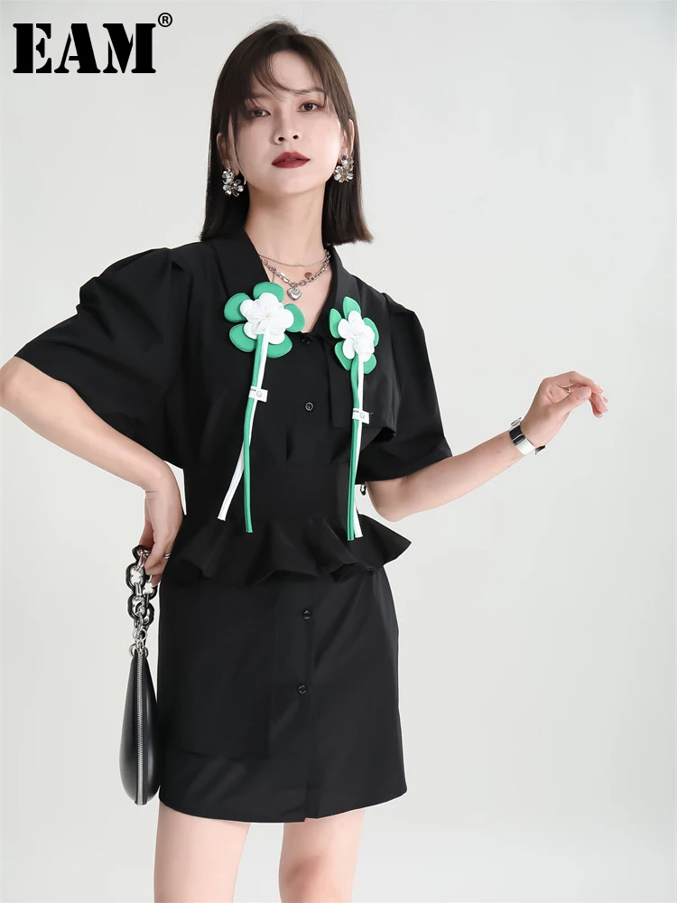 

[EAM] Women Black Flower Ruffles Mini Shirt Dress New Lapel Short Sleeve Loose Fit Fashion Tide Spring Summer 2022 1DE8168