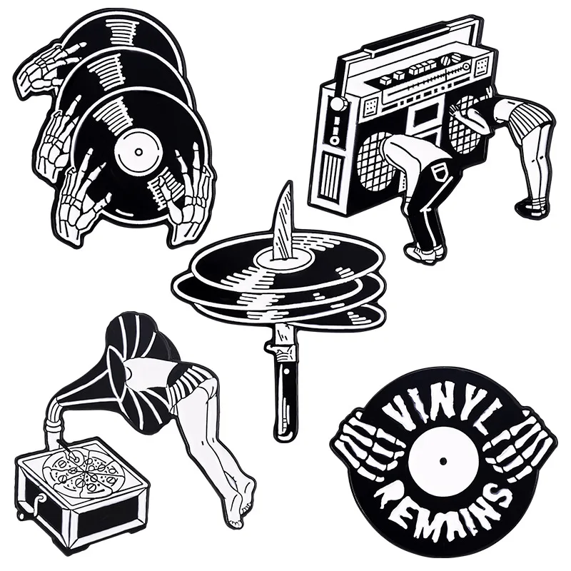 Horror Punk Music Enamel Pins Black Dark Vinyl Records Knife Brooches Bag Lapel Button Badges Gothic Jewelry Gift for Friends