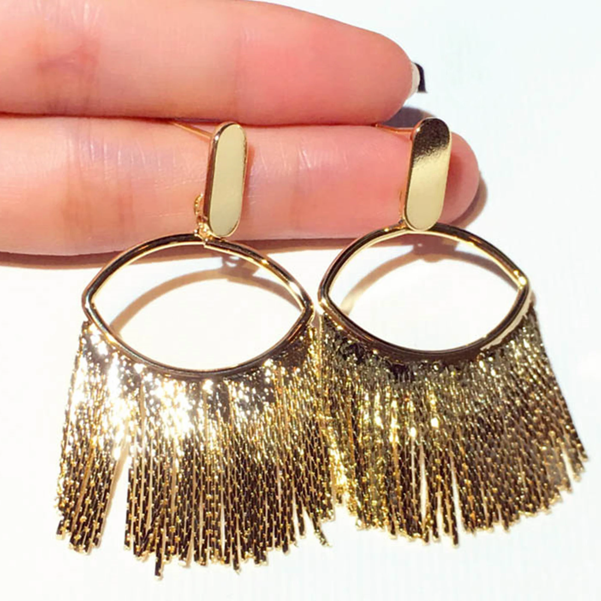 

Korean Fashion Feminine Long Hanging Earrings Fashion Tassels Retro Ethnic Pendant Earrings Hip Hop Street Jewelry