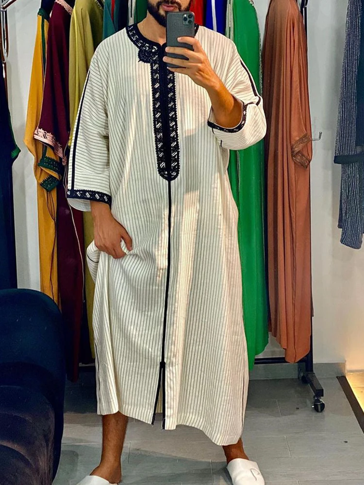 Muslim Fashion Men Robe Abaya Saudi Arabic Dubai African Ethnic Long Embroidered Moslem Loose Casual Islamic Clothing New 2022