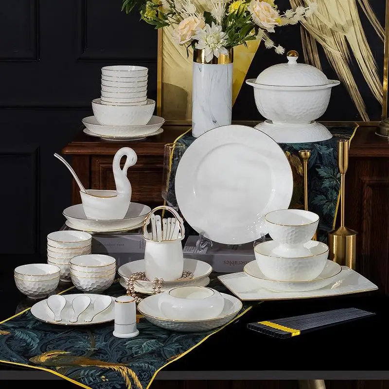 

Набор фарфоровых обеденных тарелок для кухни, изысканная посуда для супа, столовые приборы, наборы тарелок, современные блюда, набор для зав...