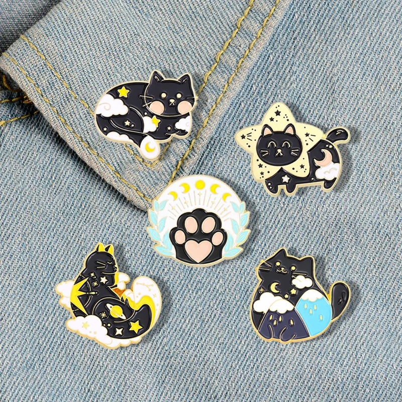 

Creative Fashion Star Cat Enamel Pin Cute Animal Black Cat Star Moon Cat Paw Brooch Animal Badge Jewelry Gift for Kids Friends