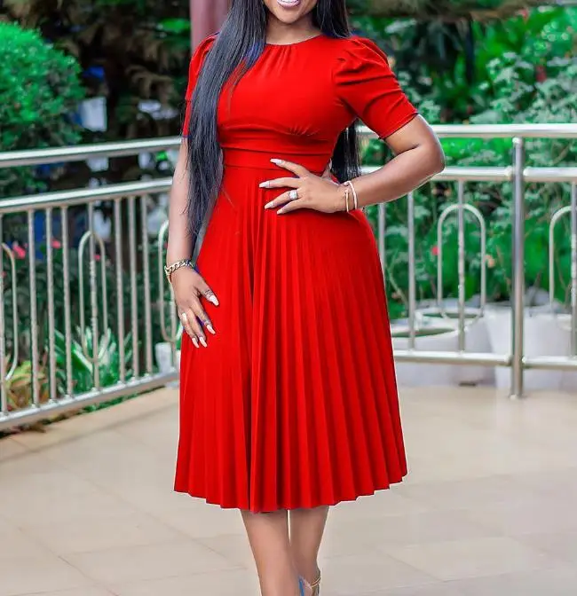 

Summer New Short Sleeve Pleated Dress 2023 New Hot Selling Fashion Women's Wear