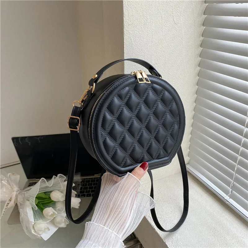 

This Year's Popular Niche Bag, Women's Bag Autumn 2022 New Fashionable and Simple Rhombus Crossbody Bag Portable Small Round Bag