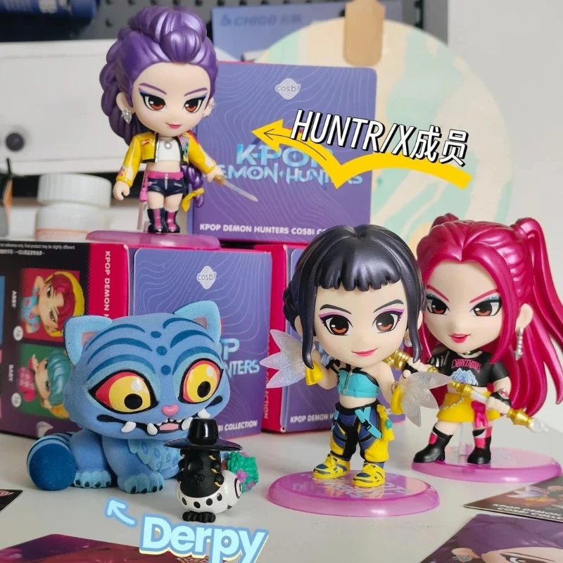 Фото Коллекционная фигурка Hot Toys K-POP Demon Hunters Cosbi: Слепая коробка с персонажами Руми, Зои, Мира. Милая аниме-кукла, коллекционная модель, подарок. №4