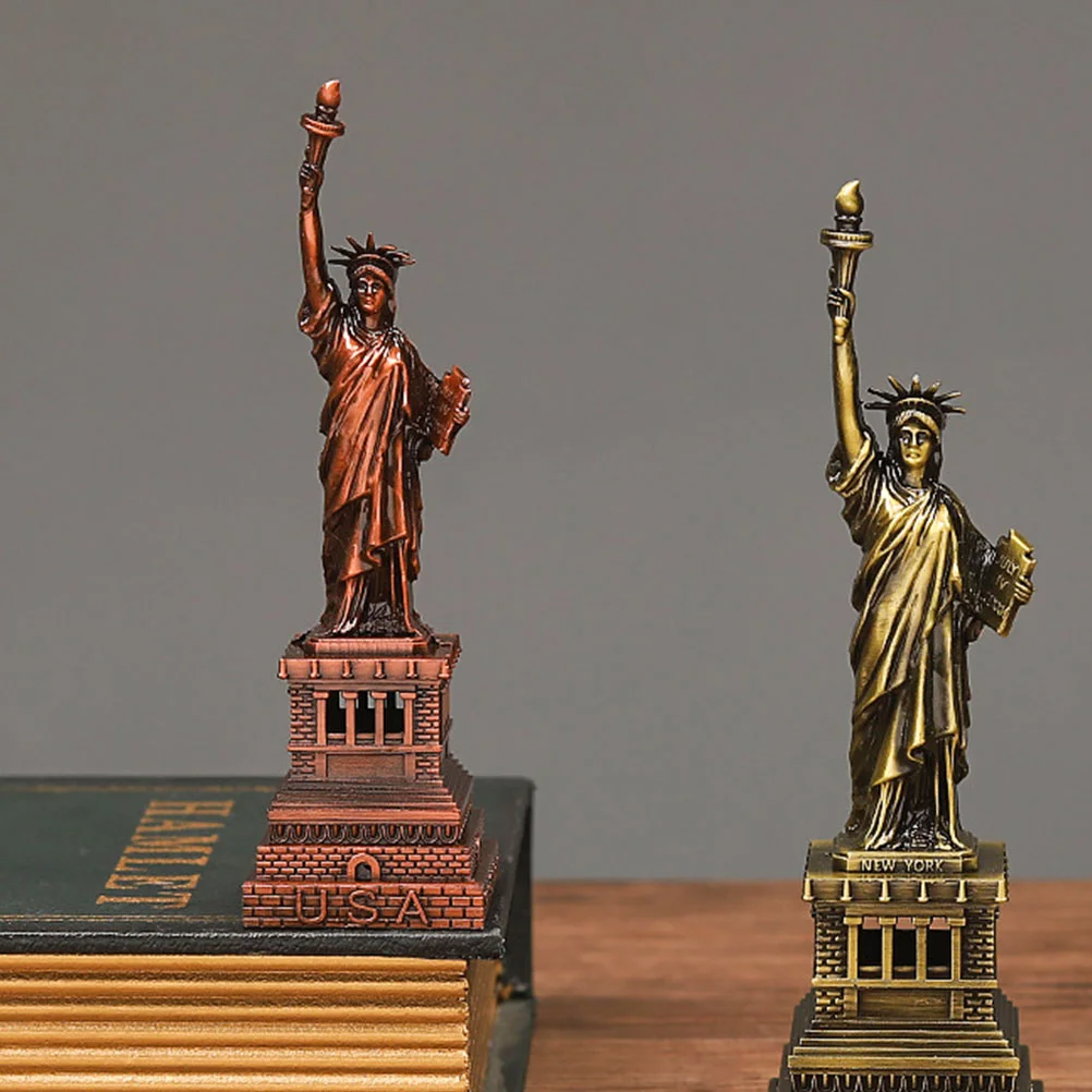 

American Decor Statue Liberty Decorative Cabinet 10cm Landscaping Ornament Desktop Decoration Metal Ornaments Office