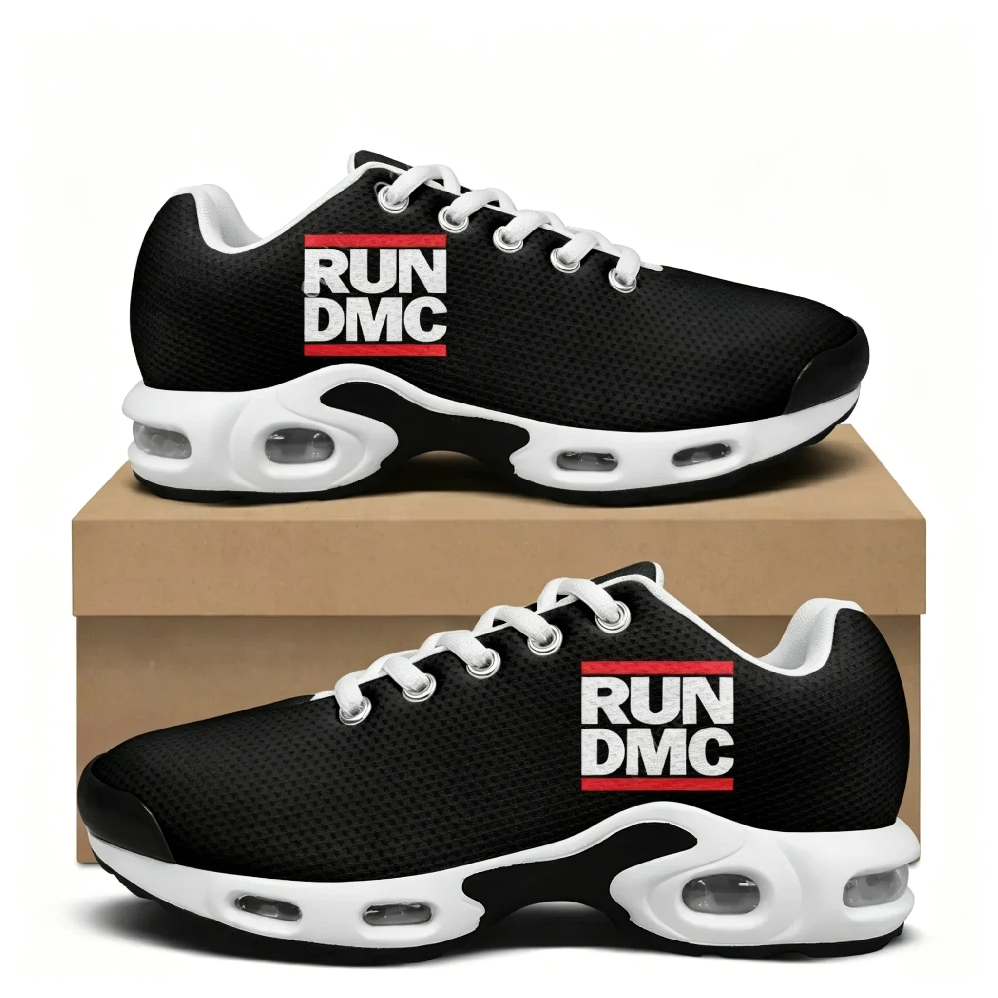 Фото Кроссовки Run DMC с воздушной подушкой для мужчин, женщин и подростков, легкие спортивные кроссовки высокого качества, индивидуальный дизайн, парные, повседневные, сетчатые. №1