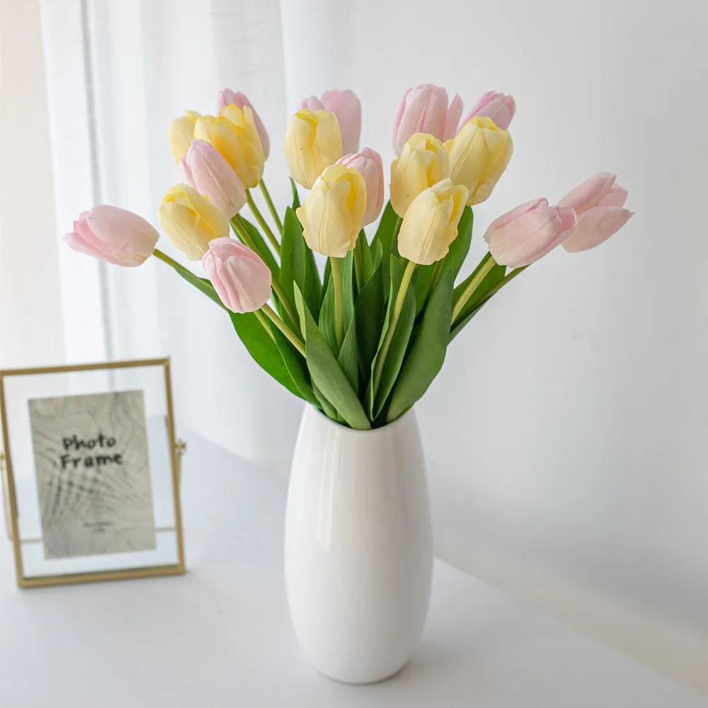 

Realistic Artificial Flowers Tulip Garden Home Decor High-Quality Bright Feel Comfortable Wedding Bridal Bouquet Room Decoration