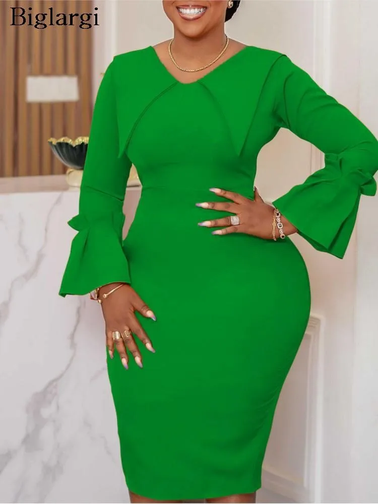 

Женское платье-карандаш средней длины, с длинным рукавом