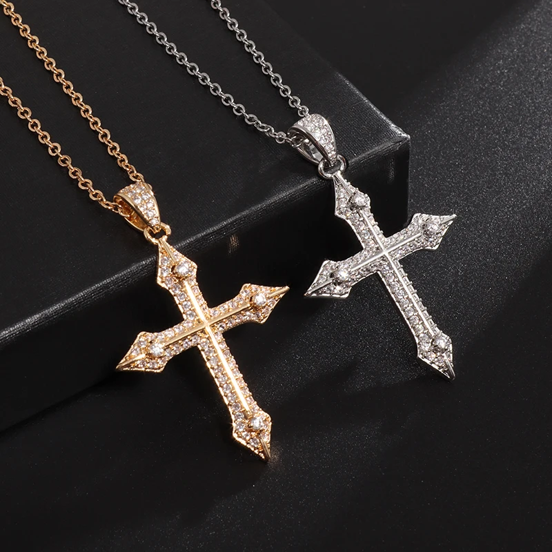 

Exquisite Cross Inlaid Zircon Copper Pendant Necklace for Women Elegant Romantic Trend Prom Banquet Jewelry Accessories