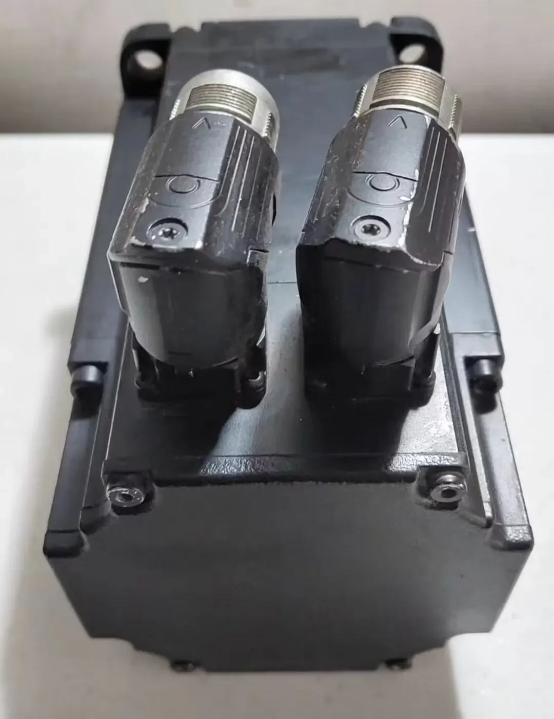 Совершенно новый оригинальный австрийский CP570 Baikale 7CP570.60-1 в наличии оригинальная