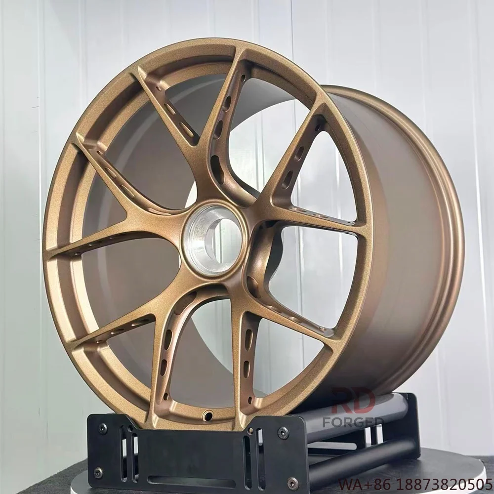 Фото Для 17, 18, 19, 20, 21, 22-дюймовых разношироких кованых колесных дисков с центральным креплением из алюминия 6061 T6 для Porsche 911 992 Turbo S GT3 GT4 RS. №1