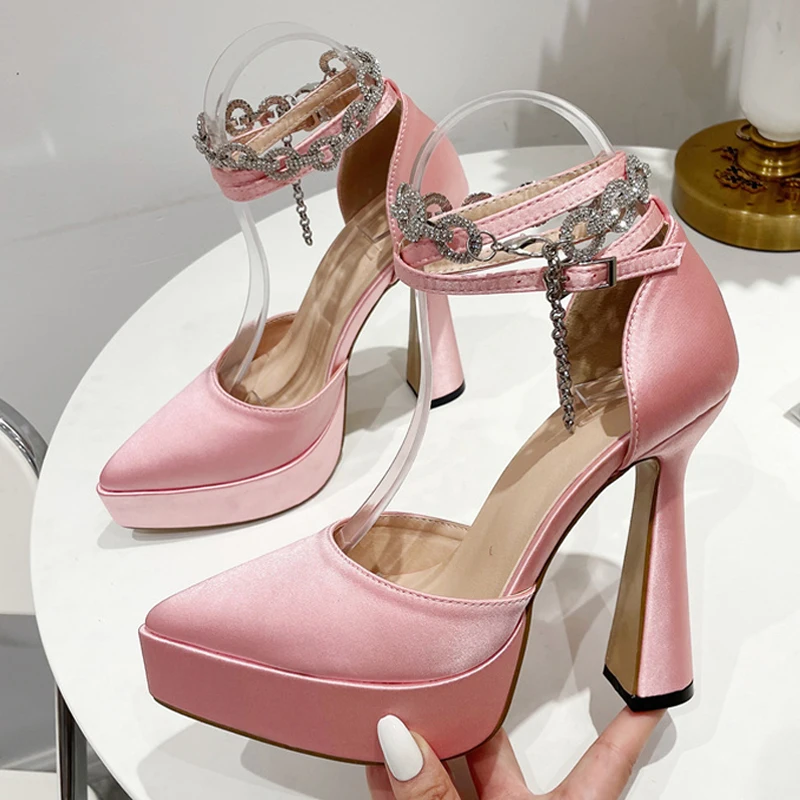 

Liyke 2023 Autumn Platform Pumps Women Fashion Pink Silk Pointed Toe High Heels Sexy Rhinestone Chain Ankle Strap Wedding Shoes
