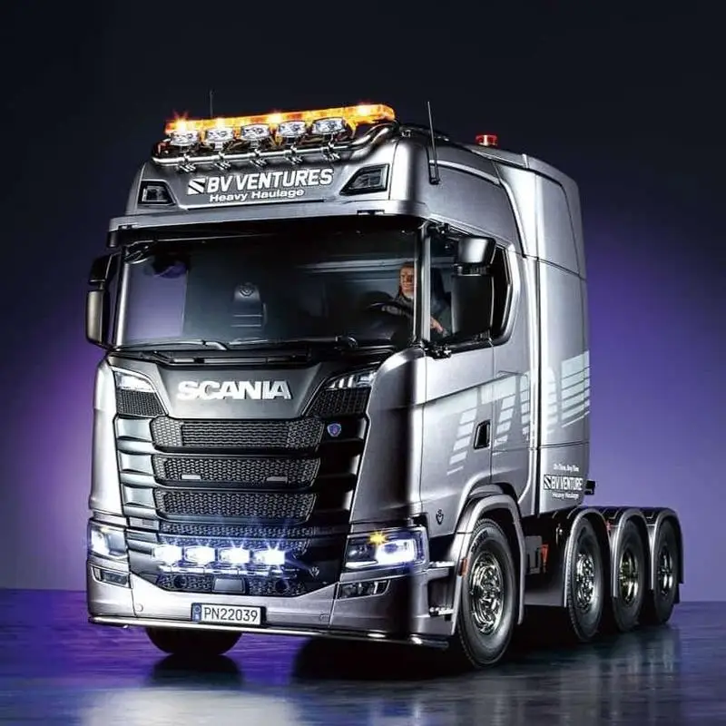 Фото 1/14 Scania 770s 8x4 трактор с дистанционным управлением, большая головка прицепа, полноприводный трехскоростной набор коробки передач, серебристо-серый, высококачественная игрушка №5