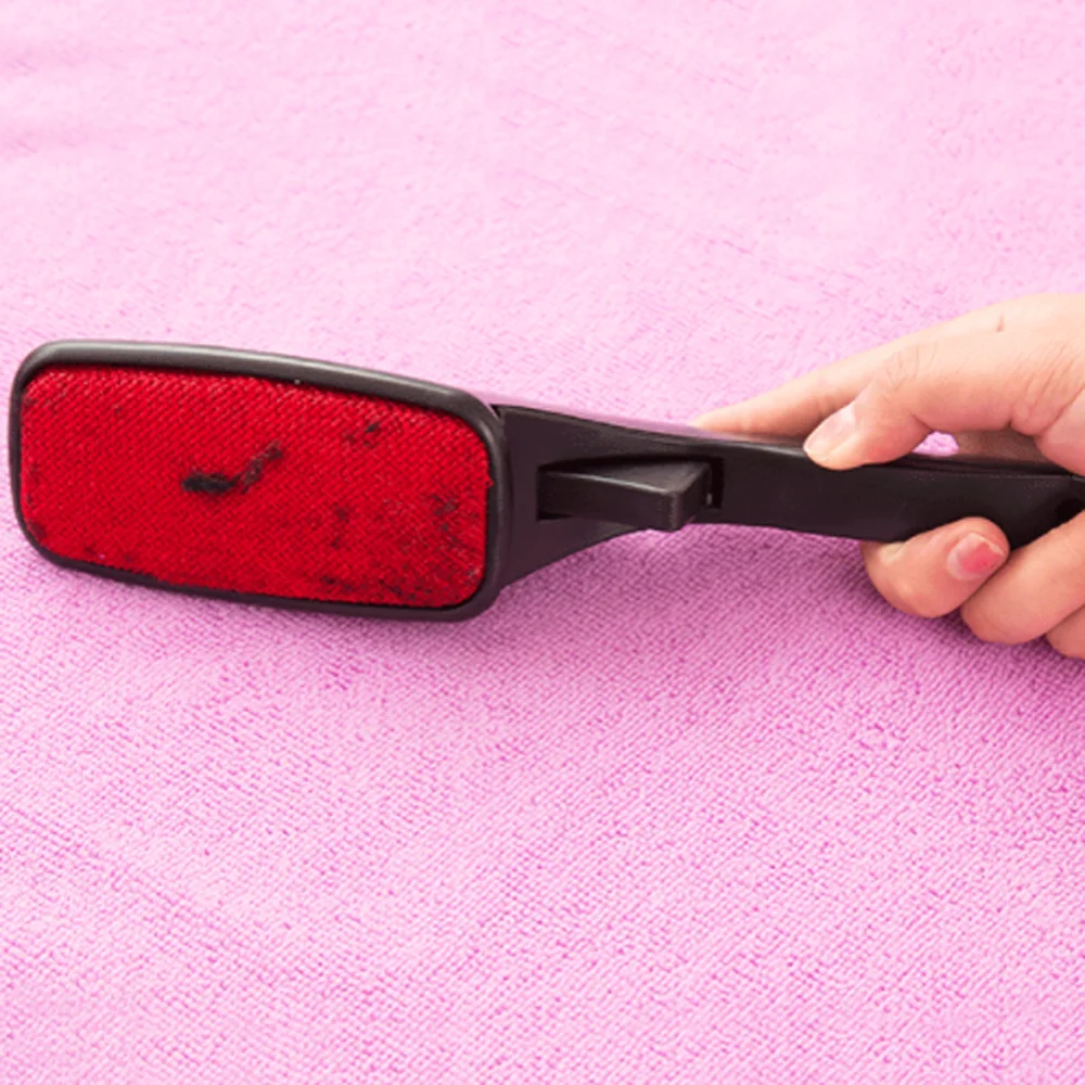 

1Pc Rotatable Static Scrubbing Brush Portable Sticky Lint Remover Dust Brush Clothes Brush Dust Catcher Household Cleaning Tools