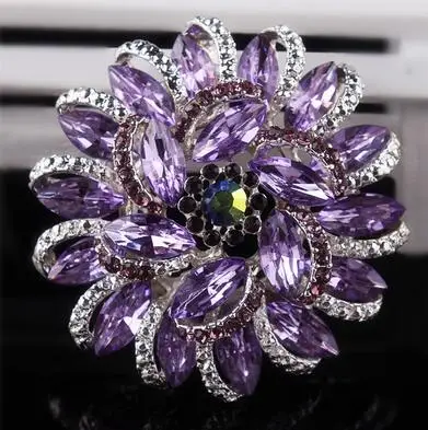 

Women Sparkling Horse eye round Zircon Crystal Brooch Pins Winter Jewelry Female Broches Pin New Christmas Gift
