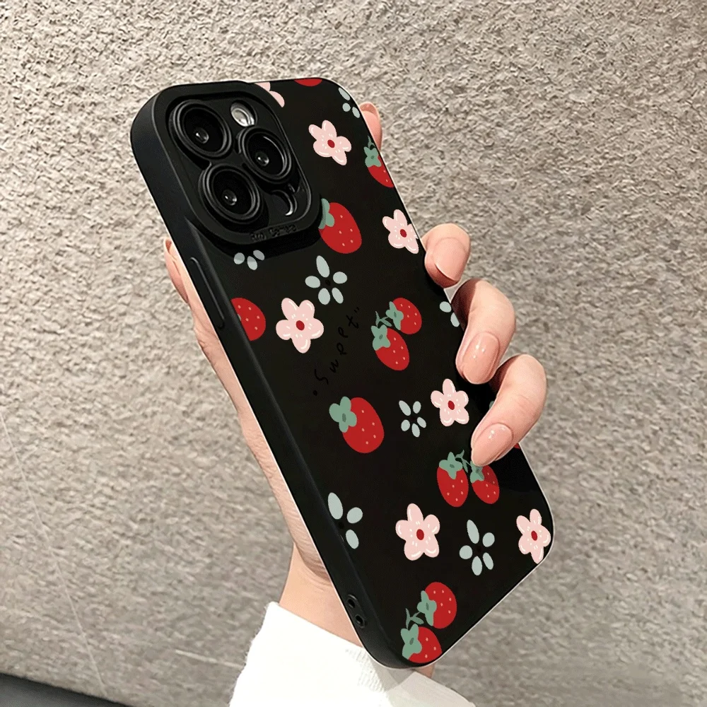 Фото Чехол с узором клубничных бутонов для iPhone 17, 16, 15, 14, 13, 12, 11 Pro Max, 16, 15, 14 Plus, 17 Air, 16, 17 E, XR, XS – противоударный бампер-чехол №3