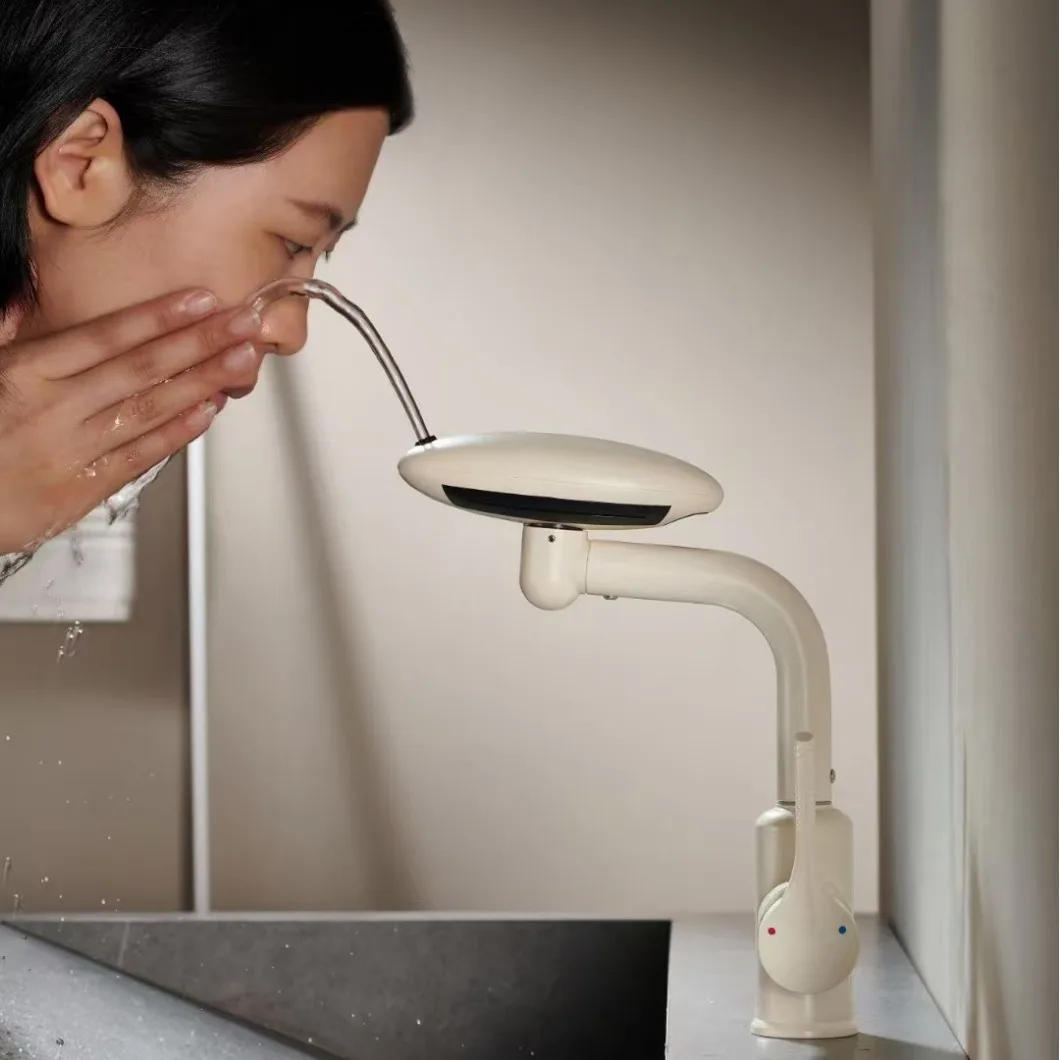 Смеситель с защитой от брызг усилитель бога универсальный поворотный