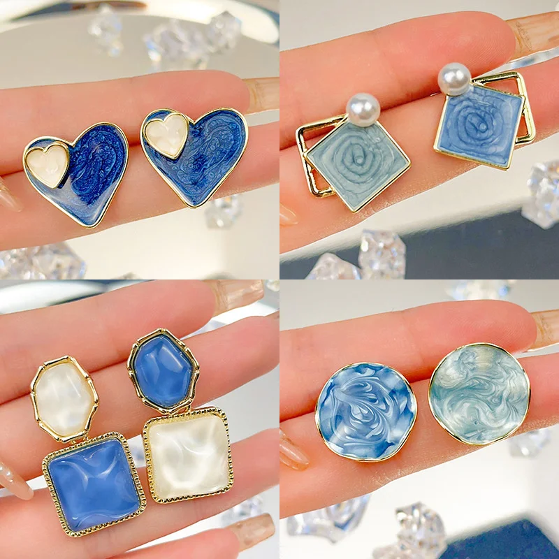 

2023 New Korea Round Acrylic Resin Blue Earrings for Women Sky Sea Color Luxury Geometric Drop Earrings Wood Square Jewelry