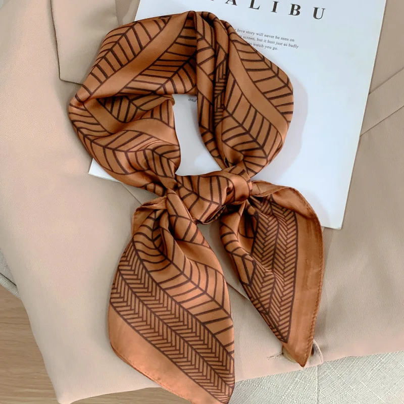 

Women Print Silk Scarves New Style Female Bandana Popular 70X70CM Hijab Summer Fashion Headcloth Luxury Brand Designer Head/Hair
