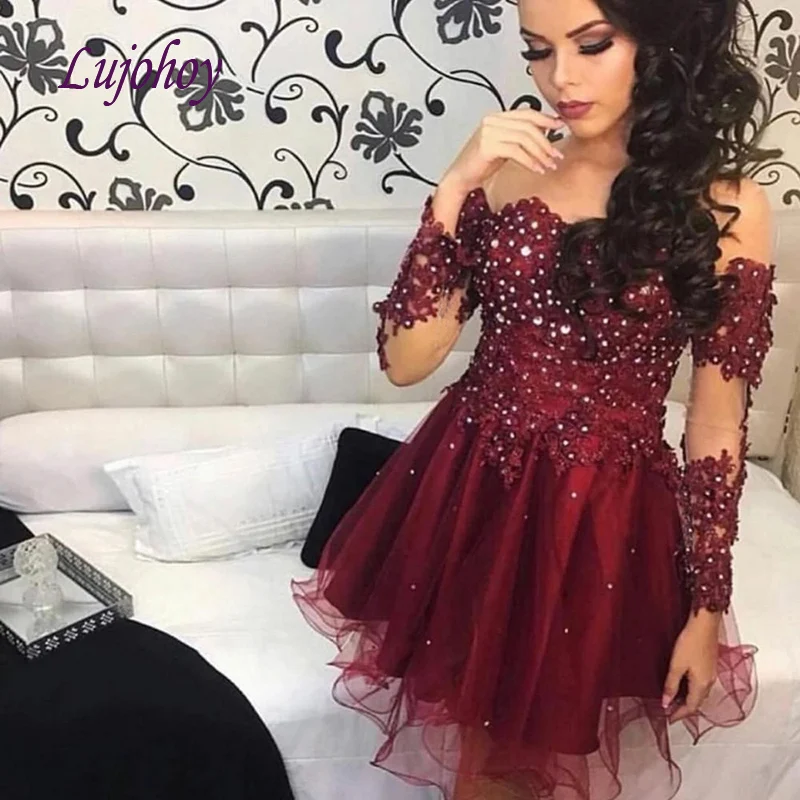 

Sexy Burgundy Lace Short Cocktail Dress Party Little Ladies Girl Women Prom Homecoming Graduation Semi Formal Dress