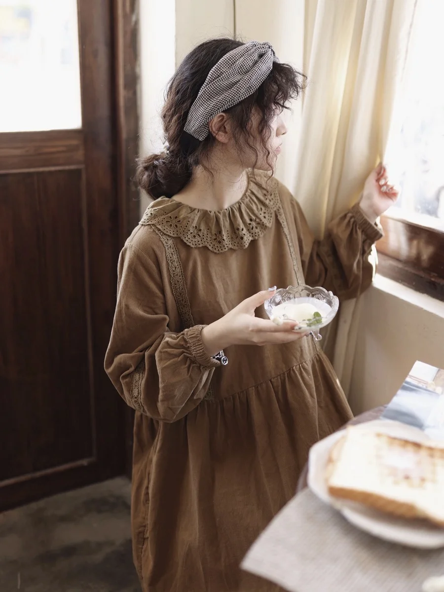 

Женское вельветовое платье в стиле ретро, с кружевом