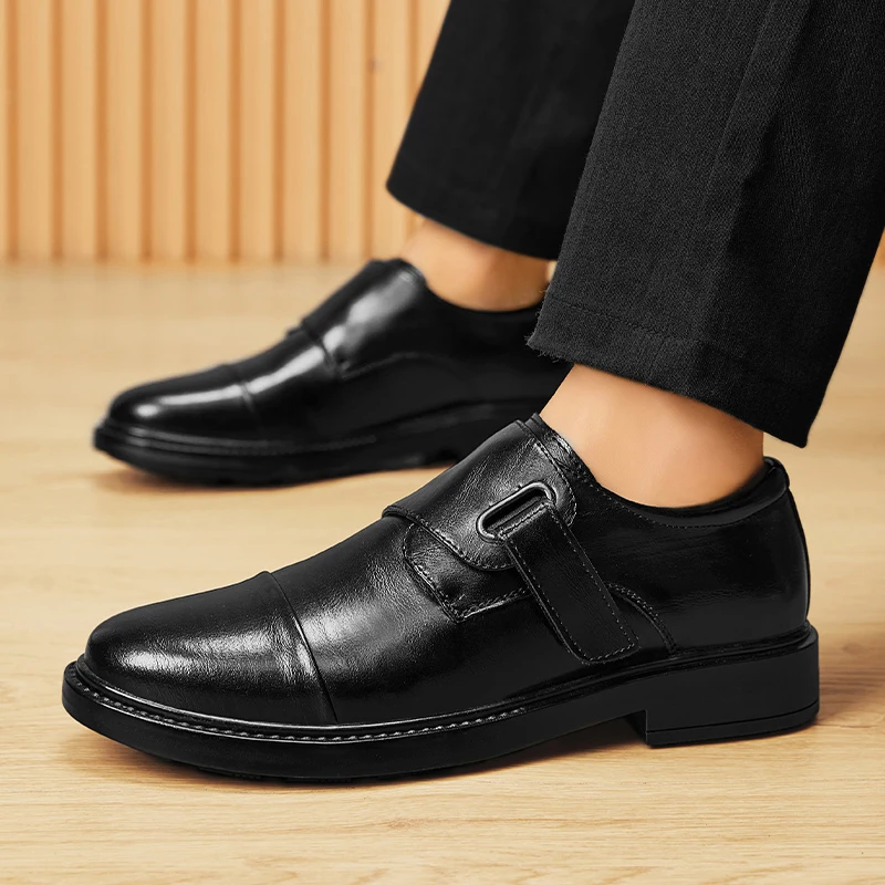 

Italian Business Shoes for Men Fashion Casual Leather Shoes Round Toe Classics Chelsea Business Shoes Breathable Dress Footwear