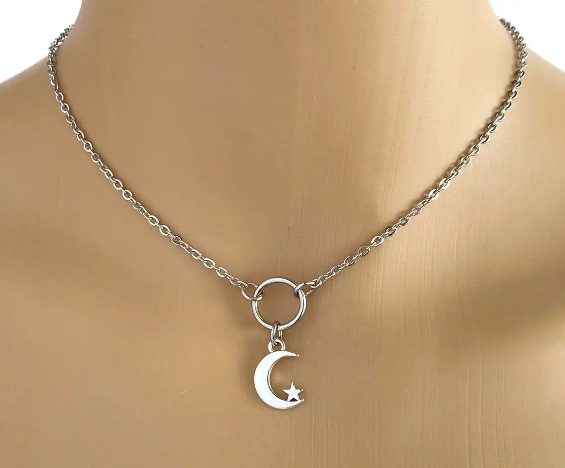 Submissive Necklace Moon and Star - Celtic Knot-Discreet Day Collar - O Ring Gift for Wife