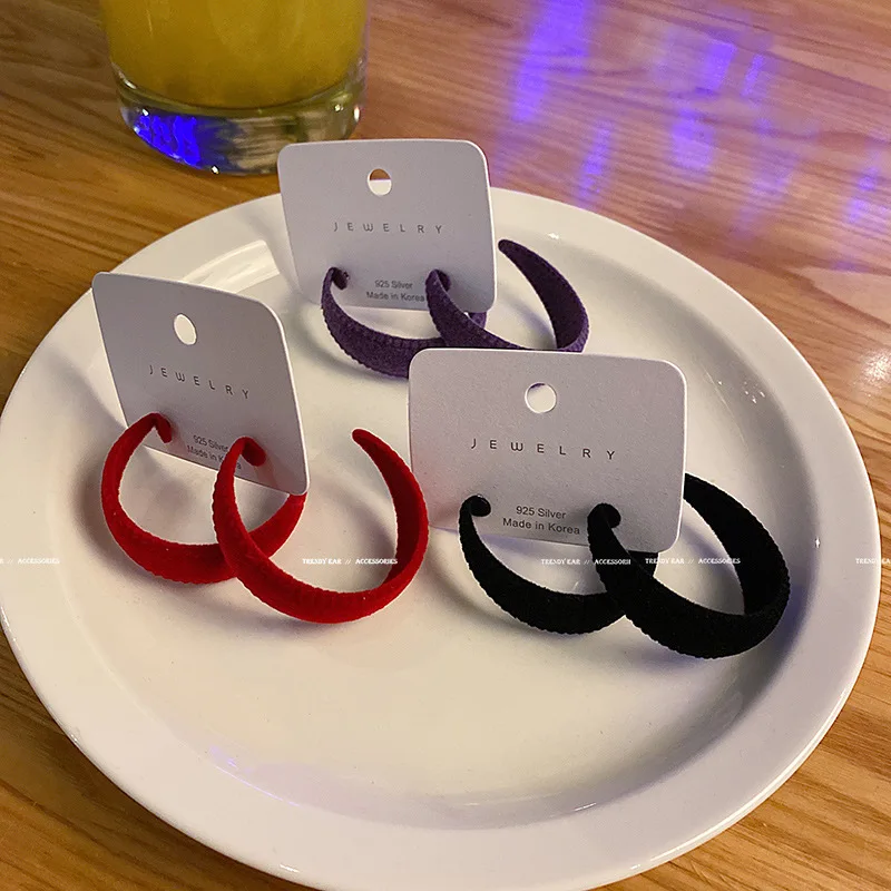 

S925 Silvers 2022 New Velvet Circle Hoop Earrings Simplicity Jewellery for Woman Classic C Shape Earrings Korean Fashion