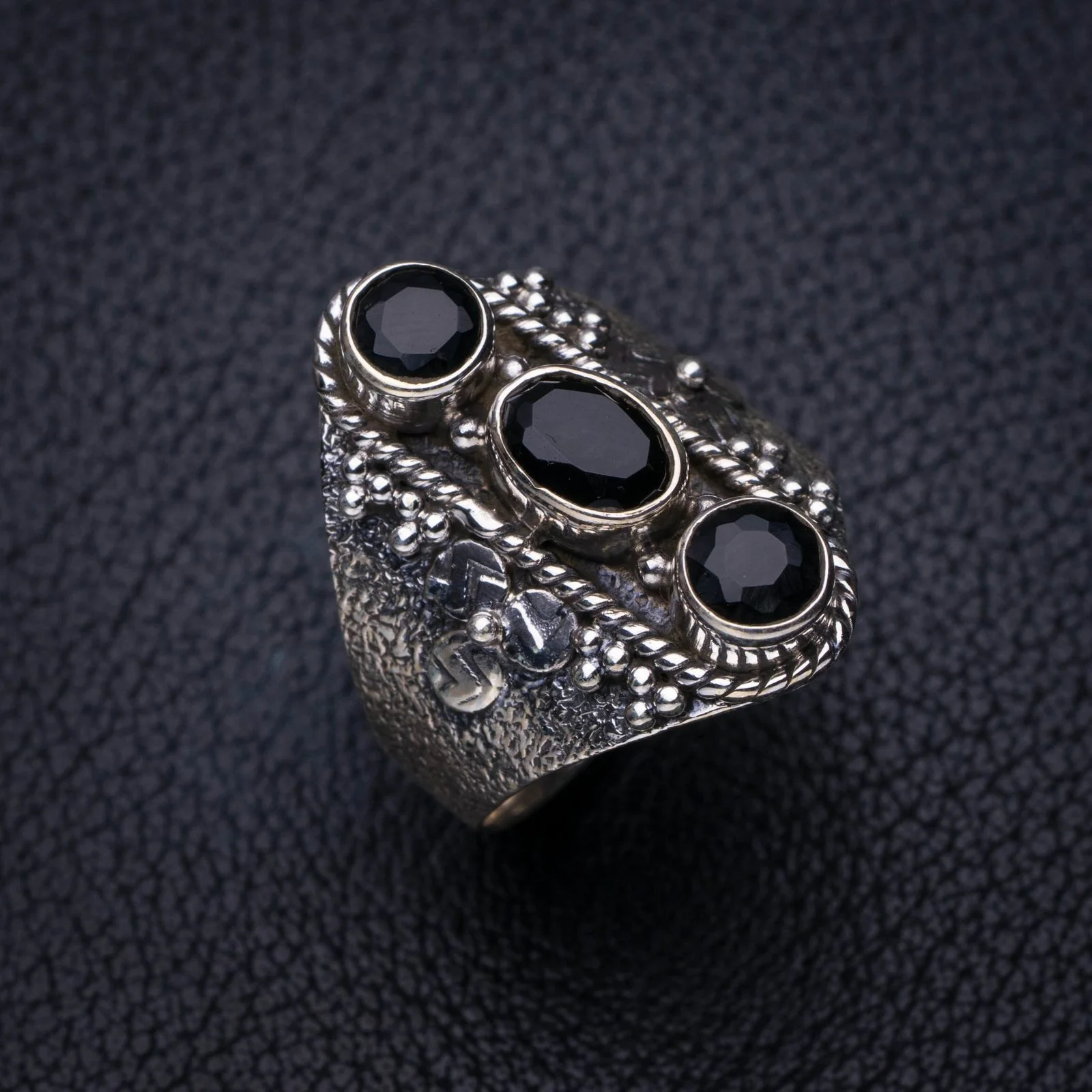 

StarGems Natural Black Onyx Handmade 925 Sterling Silver Ring 7 E8857