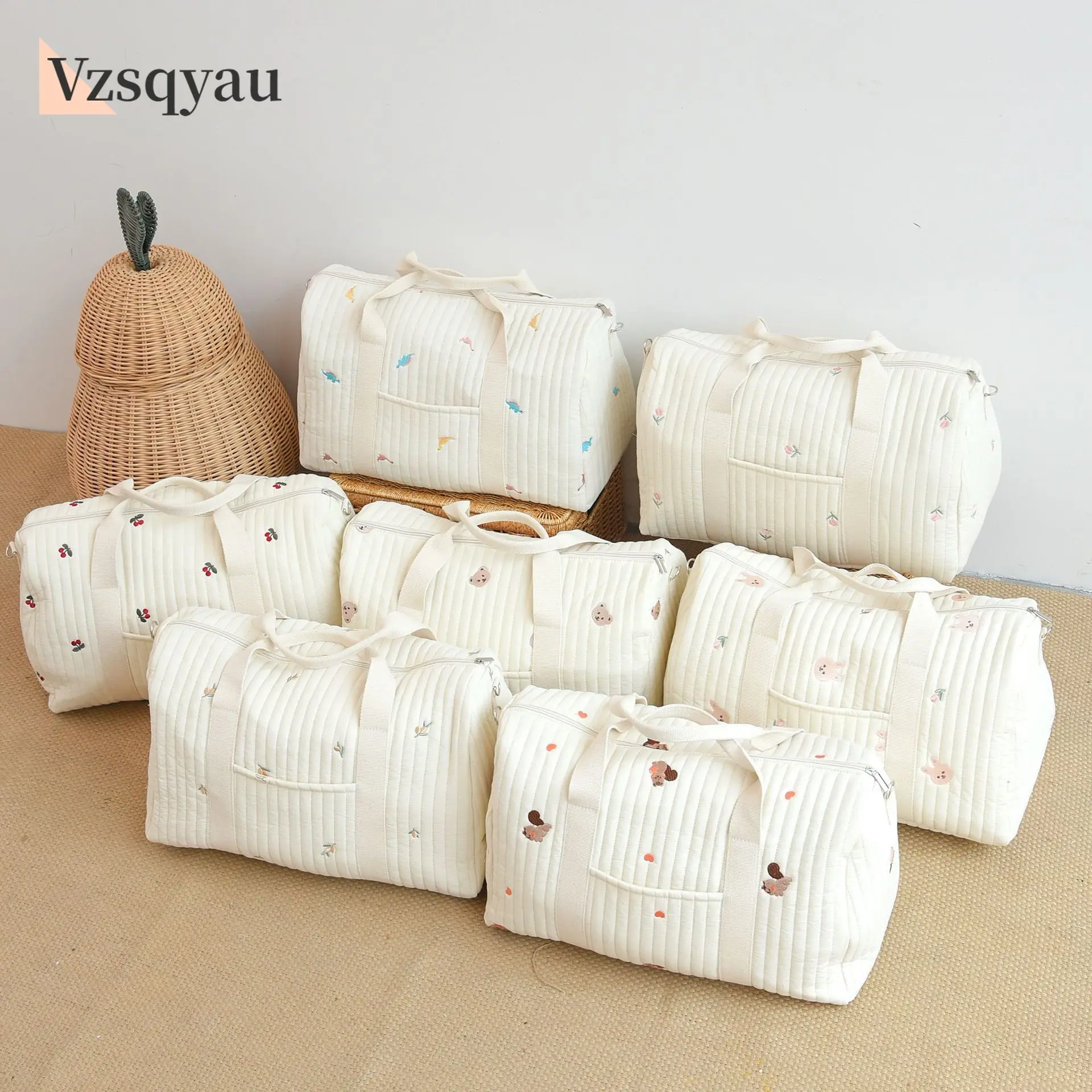 2023 New Zipper Bear Embroidered Cotton-dyed Mummy Bag Newborn Baby Girl Stroller High Capacity Hanging Bags Diaper Bags Bebe