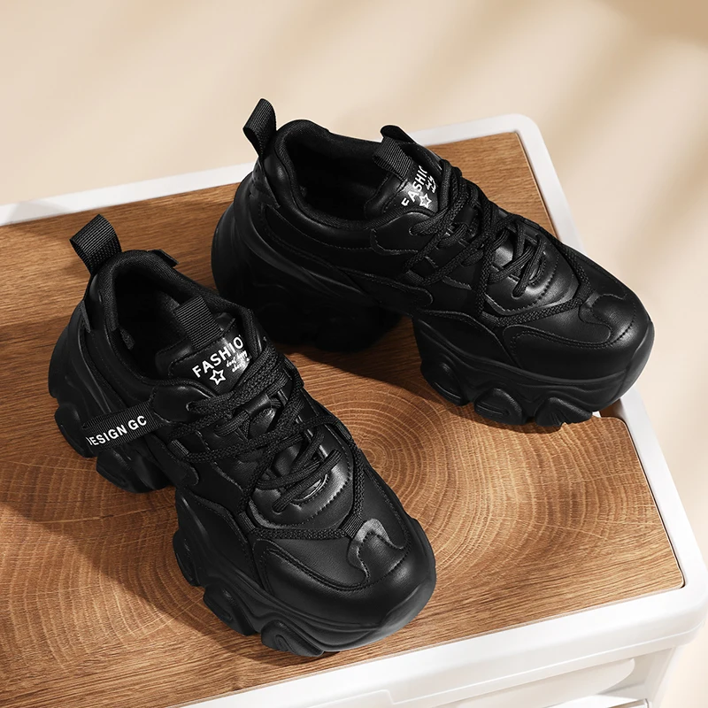 Женские кожаные кроссовки из микрофибры AUTUSPIN однотонные модные на массивной