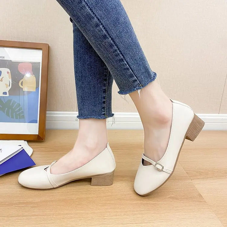 

2022 Summer Comfortable Ladies Medium Heel Outdoor Casual High Heels Shallow Mouth Square Toe Beige Khaki Pu Ladies Shoes 35-40
