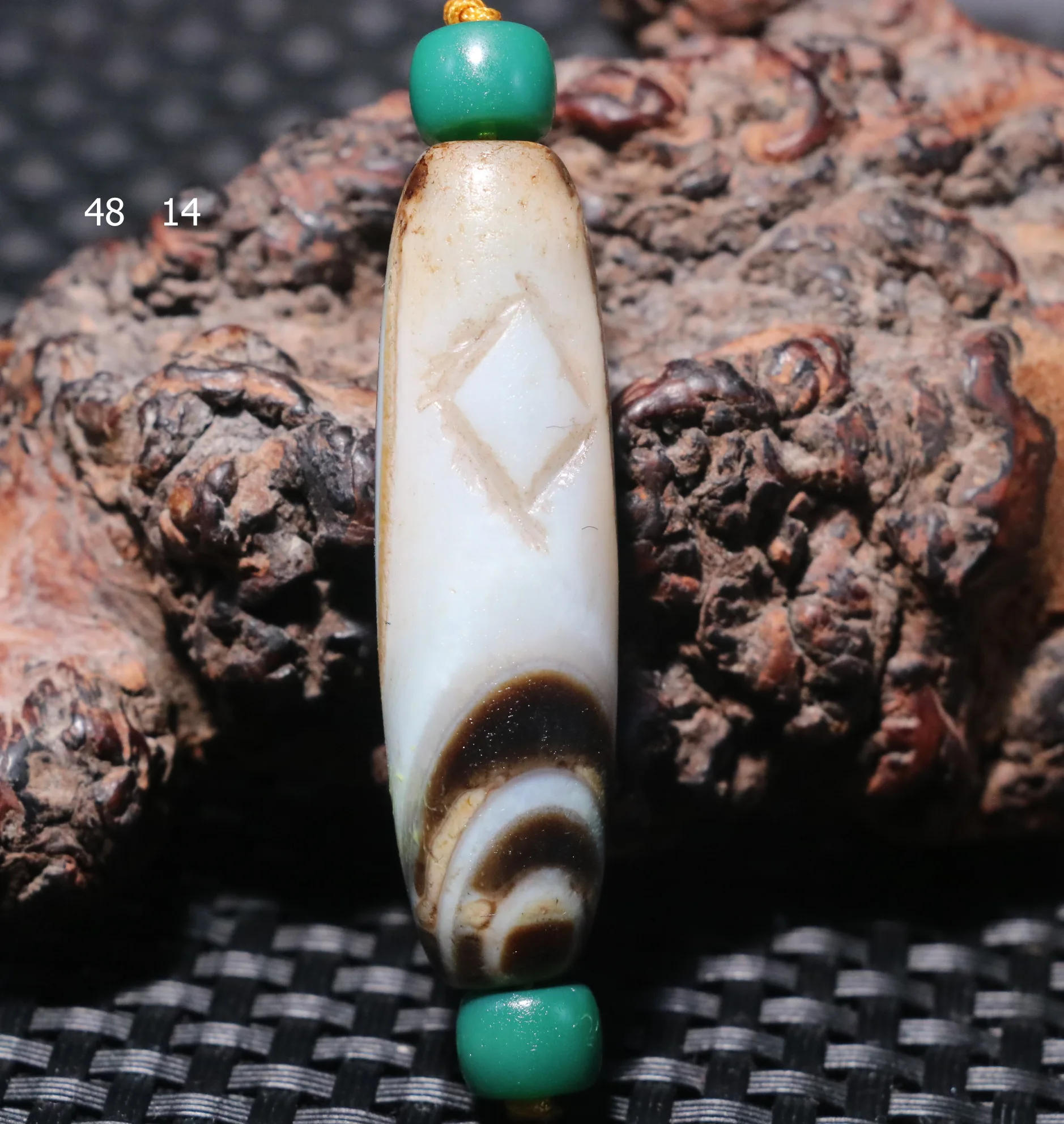 Энергетический тибетский старый агат Wanzi натуральный шелкопряд целитель яма дзи