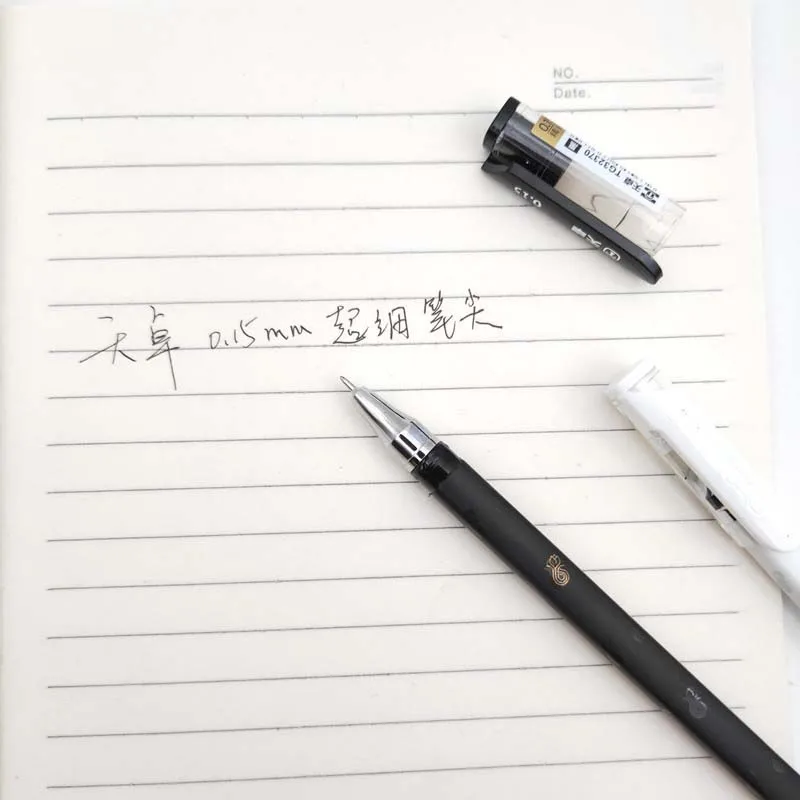 Рисунок 3 - Гелевые ручки с черными чернилами