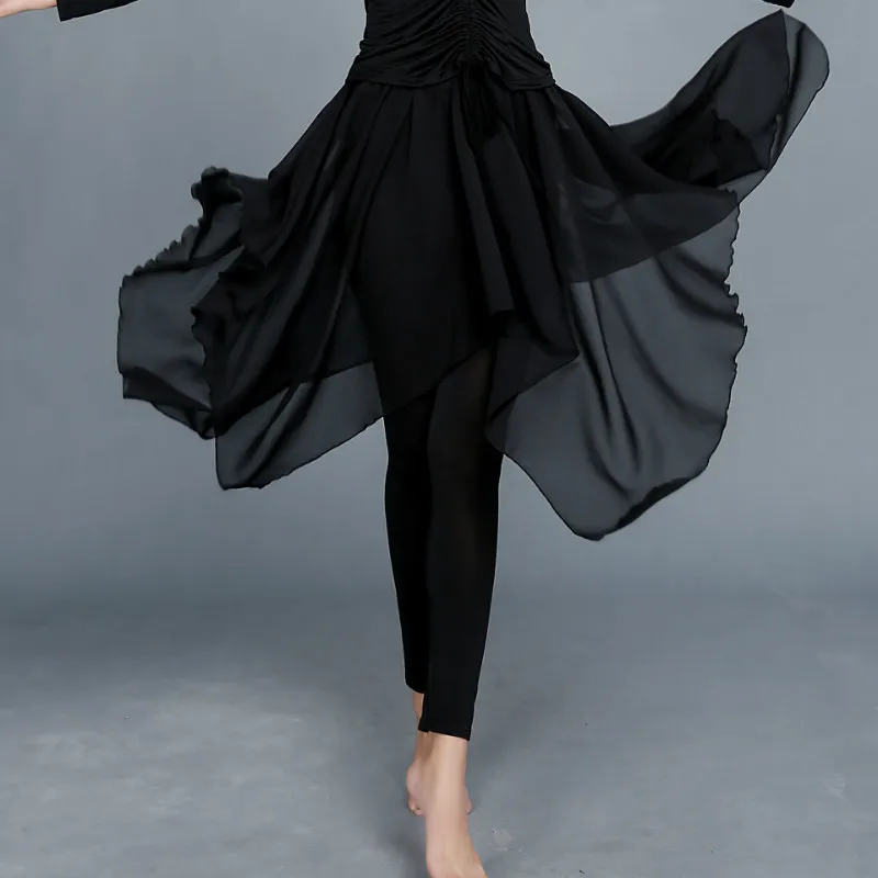 Рисунок 6 - Женское платье для латиноамериканских танцев