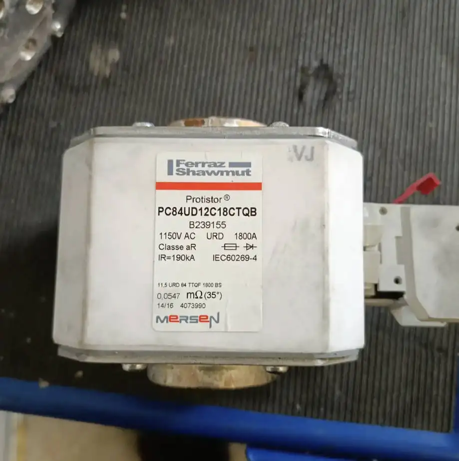 Предохранители: PC84UD12C18CTQB B239155A 1800a 1150 в