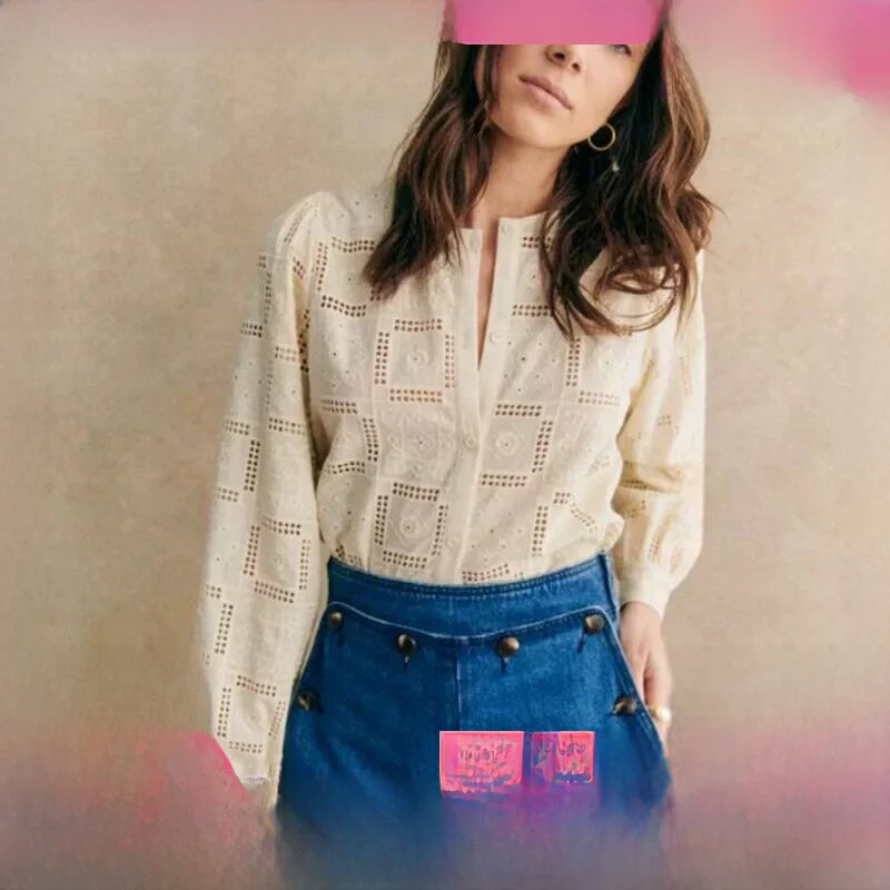 Рубашка с вышивкой в клетку круглым вырезом и длинным рукавом