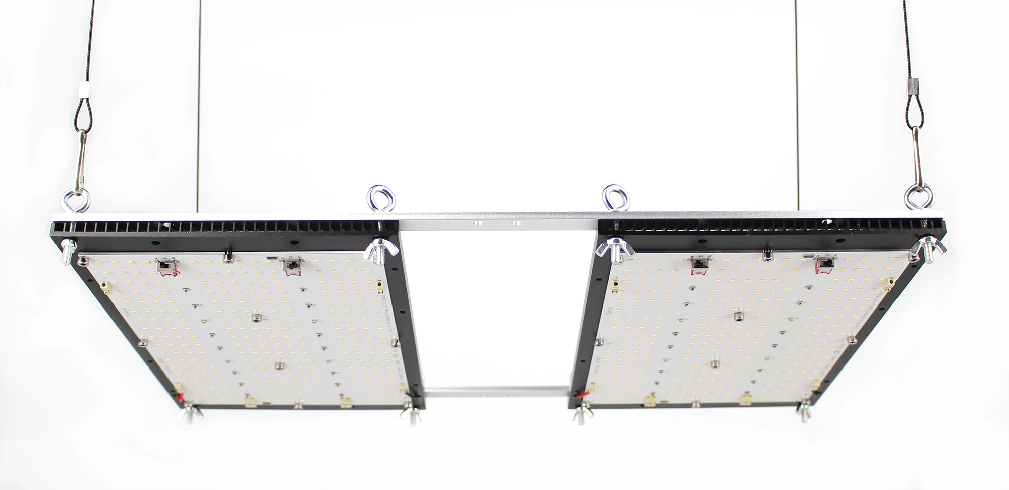 Переключатель включения/выключения с регулировкой яркости для светодиодной панели Quantum LED Board 240 Вт V5 с чипами CREE XPE UV IR Samsung LM301H и драйвером Meanwell.